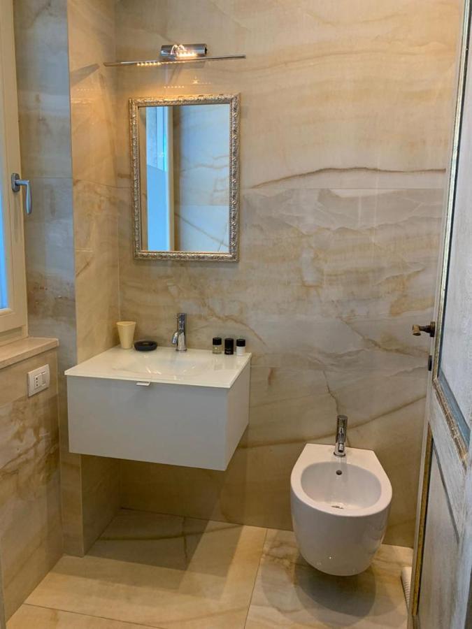 Fifty Eight Suite Milan Duomo View Ngoại thất bức ảnh